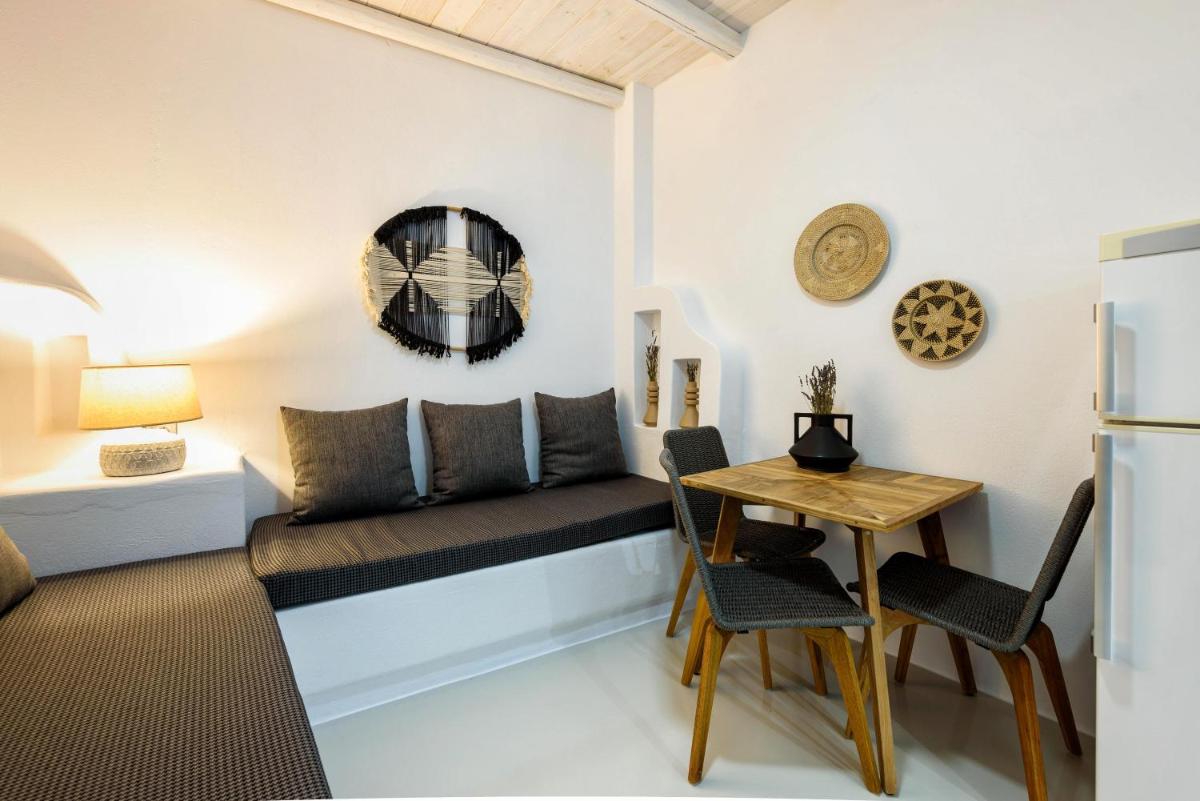 Blue Waves Suites & Apartments - To Kyma