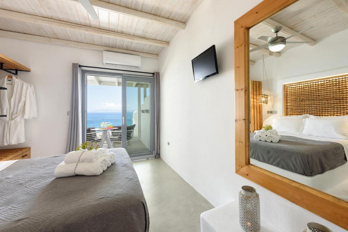 Blue Waves Suites & Apartments - To Kyma