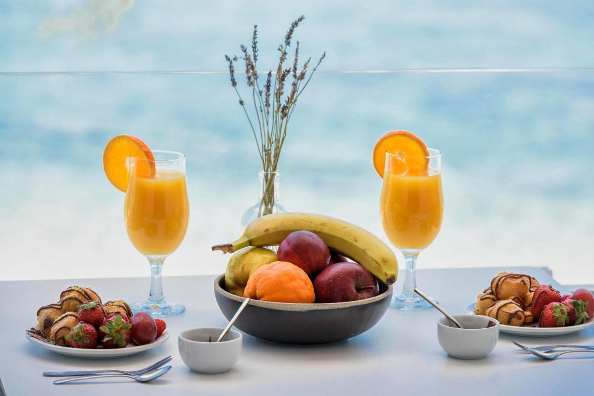 Blue Waves Suites & Apartments - To Kyma