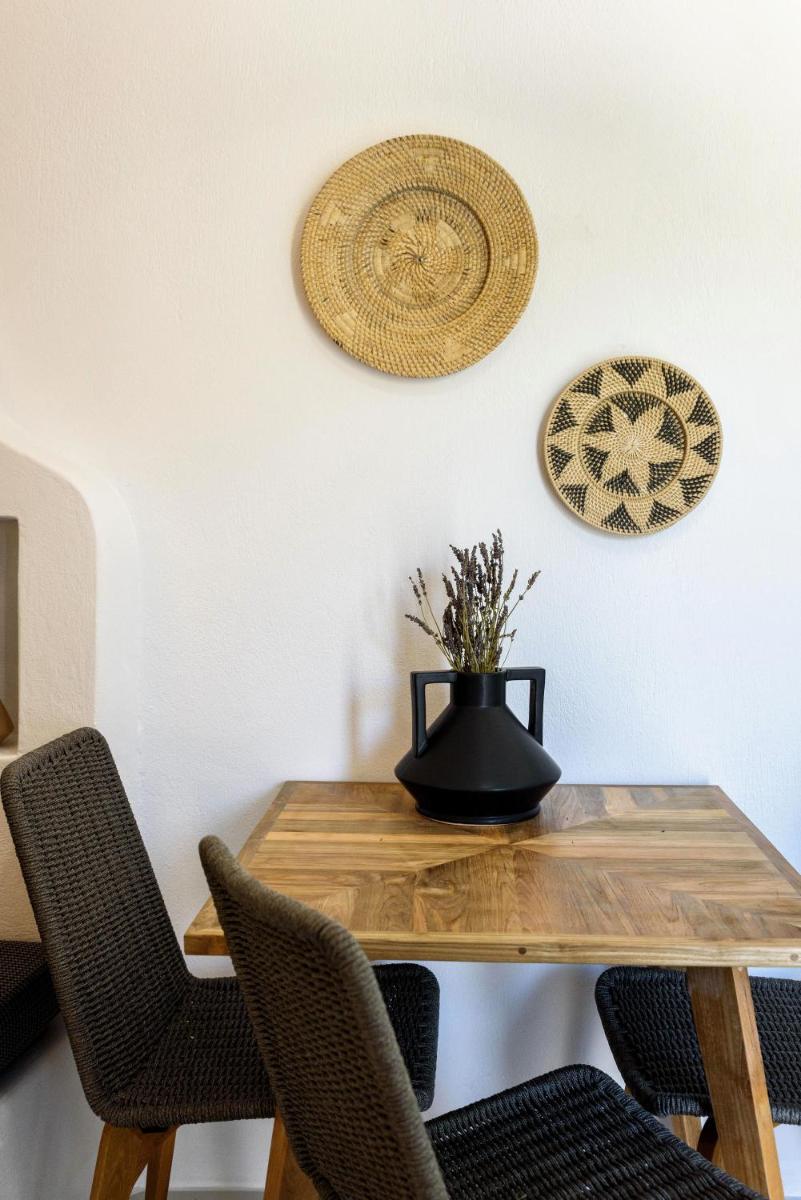 Blue Waves Suites & Apartments - To Kyma