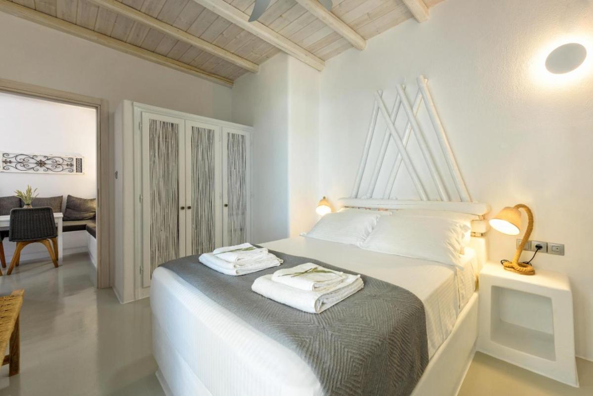 Blue Waves Suites & Apartments - To Kyma