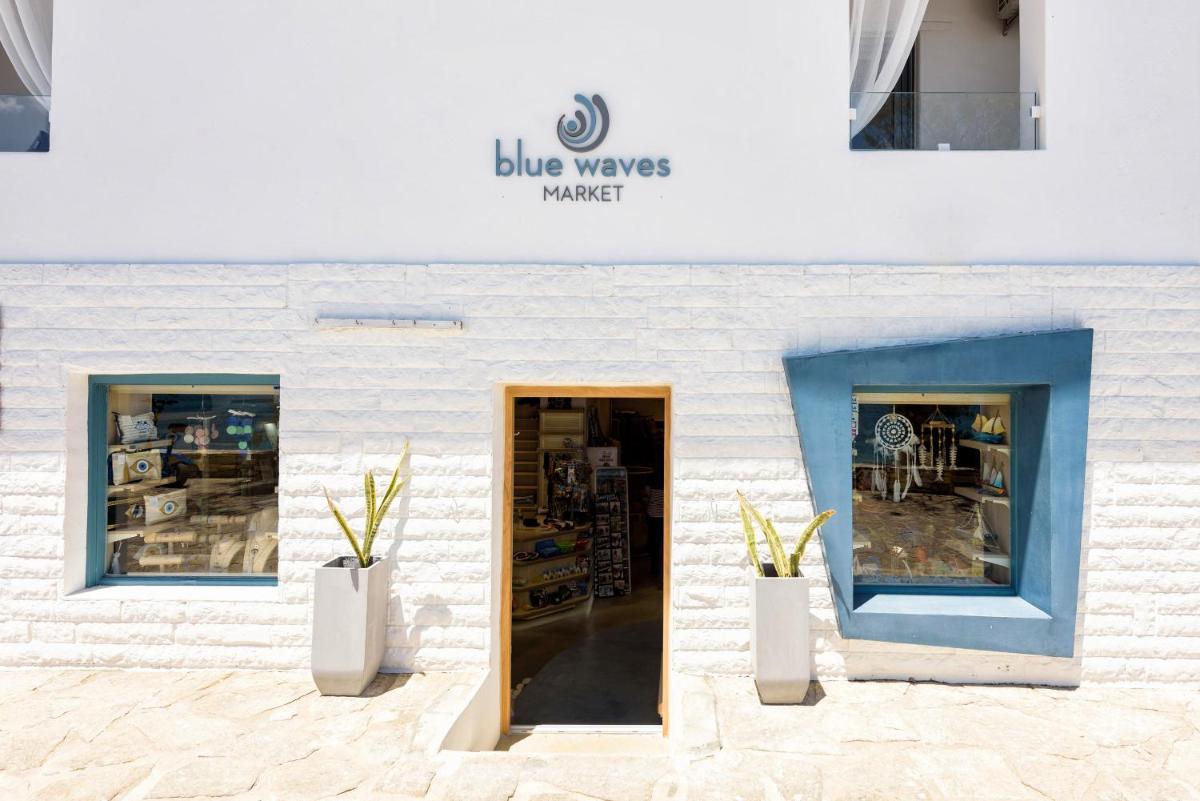 Blue Waves Suites & Apartments - To Kyma