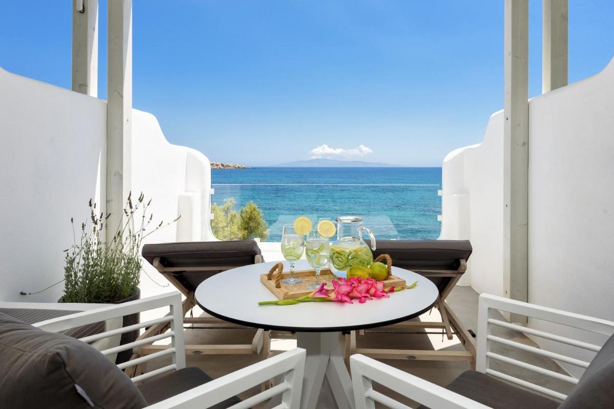 Blue Waves Suites & Apartments - To Kyma