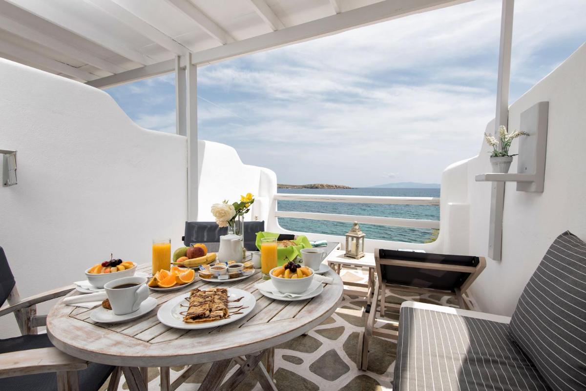 Blue Waves Suites & Apartments - To Kyma