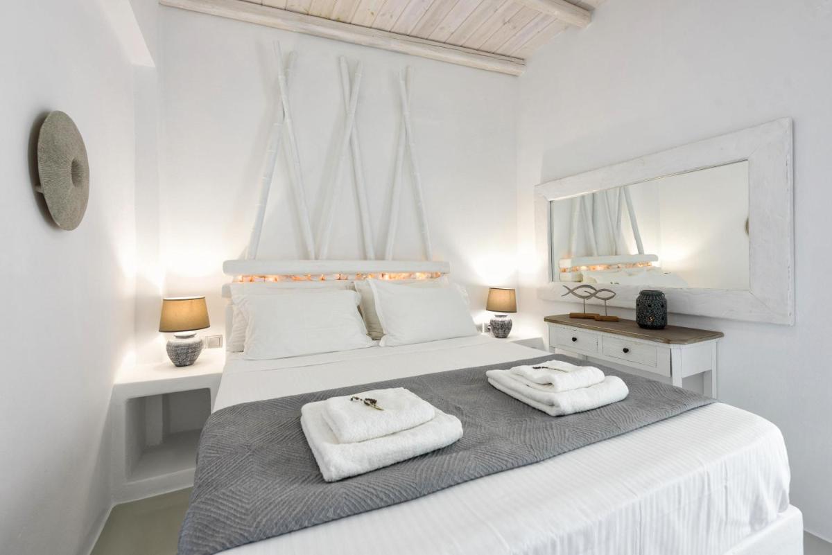 Blue Waves Suites & Apartments - To Kyma