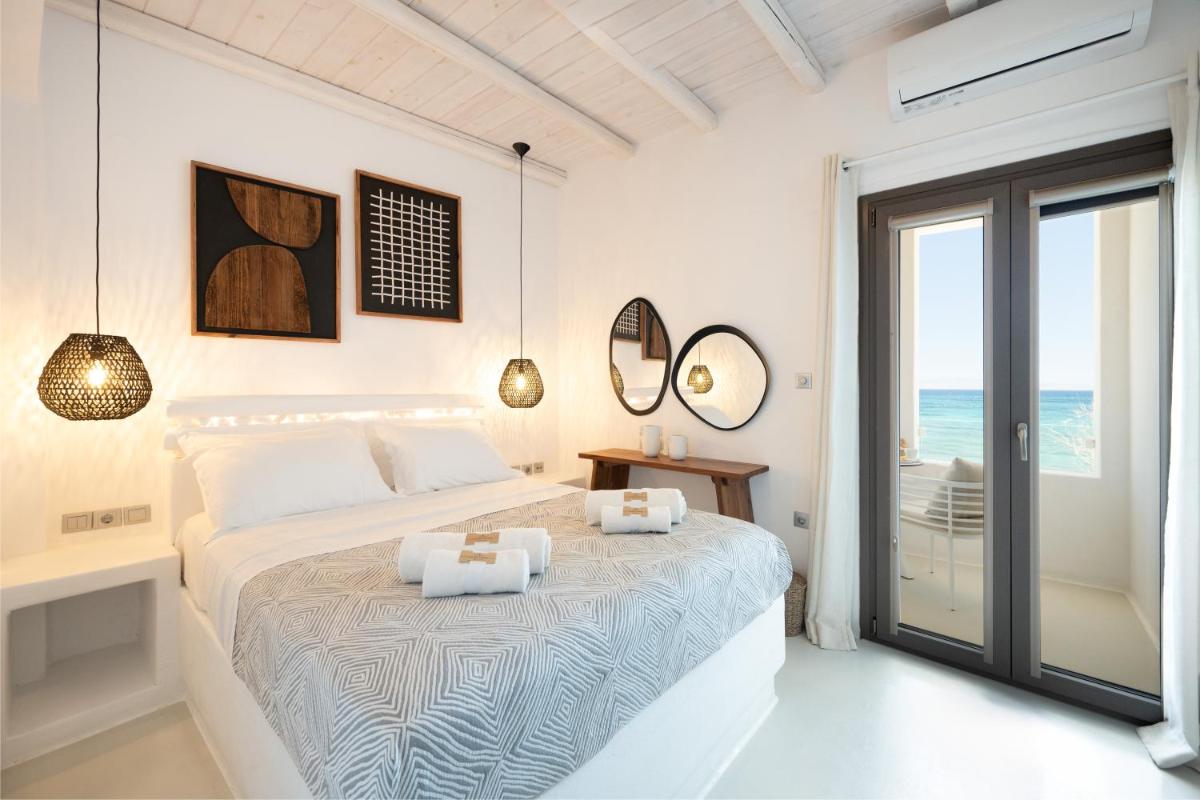 Blue Waves Suites & Apartments - To Kyma