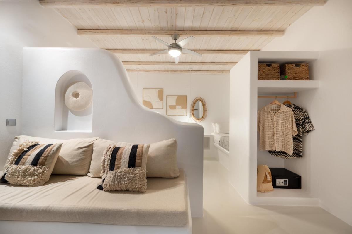Blue Waves Suites & Apartments - To Kyma