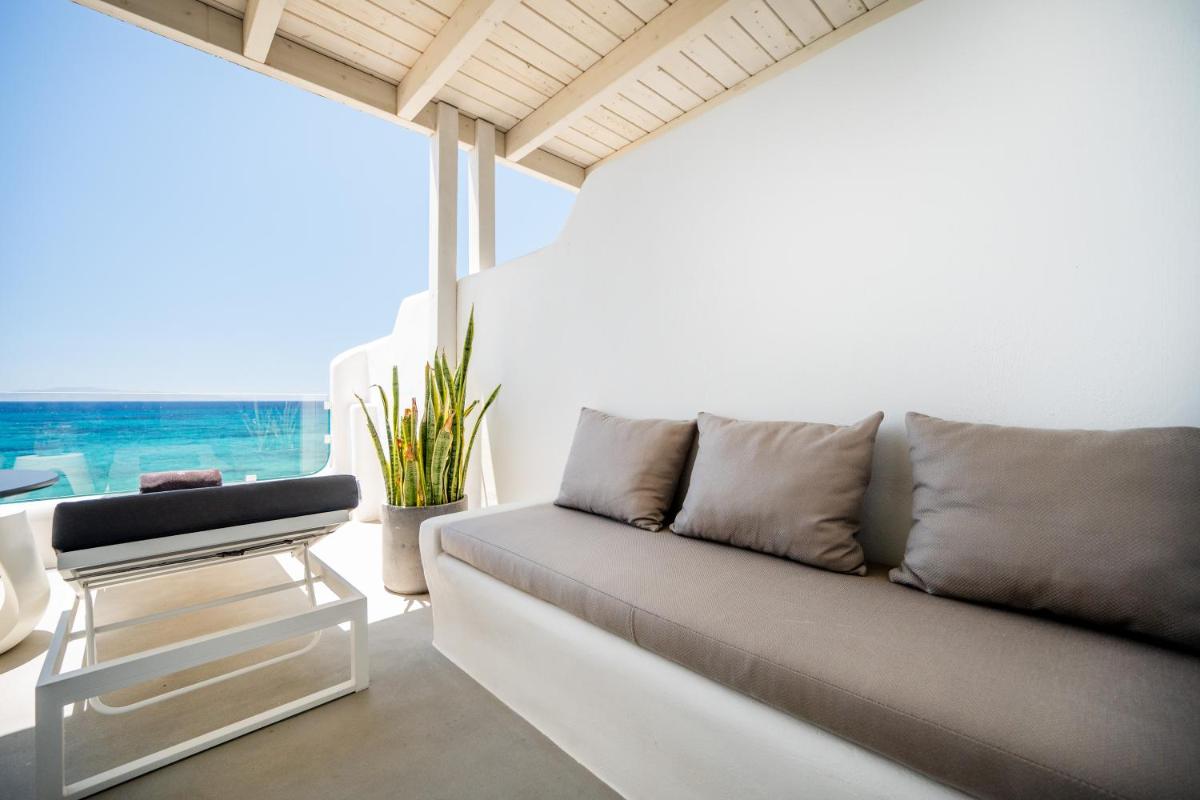 Blue Waves Suites & Apartments - To Kyma