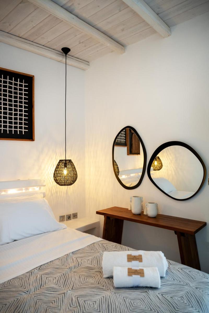 Blue Waves Suites & Apartments - To Kyma