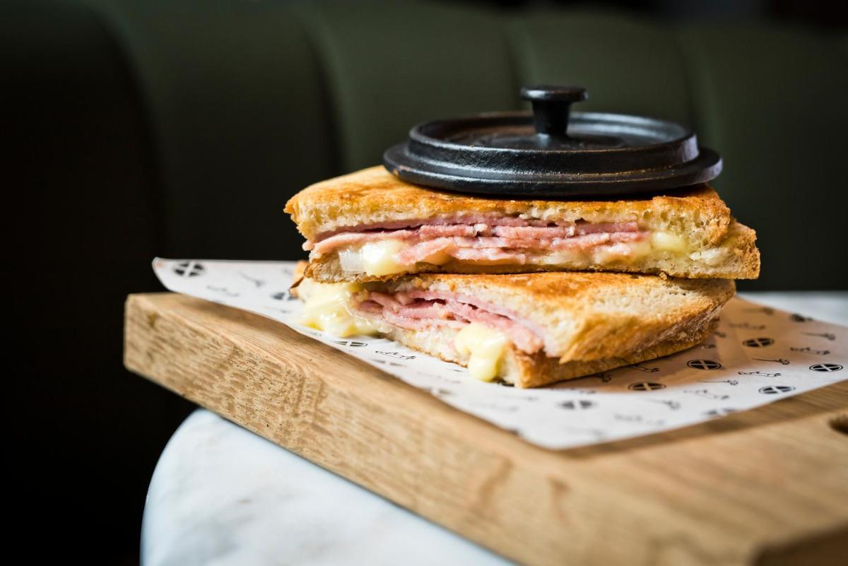 Kimpton Blythswood Square Hotel & Spa by IHG