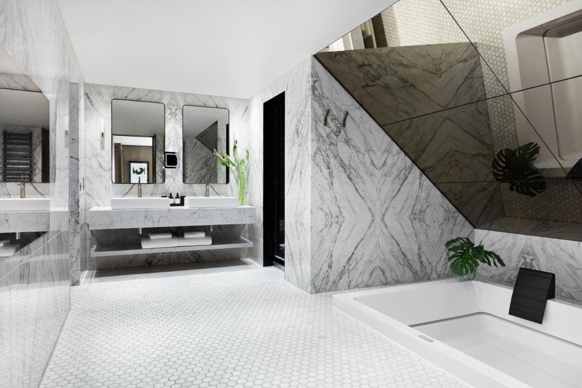 Kimpton Blythswood Square Hotel & Spa by IHG