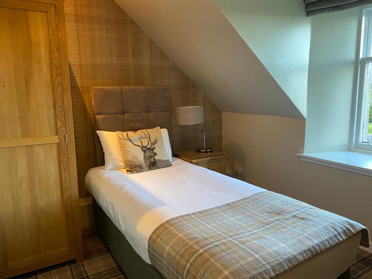 Boat Country Inn and Restaurant