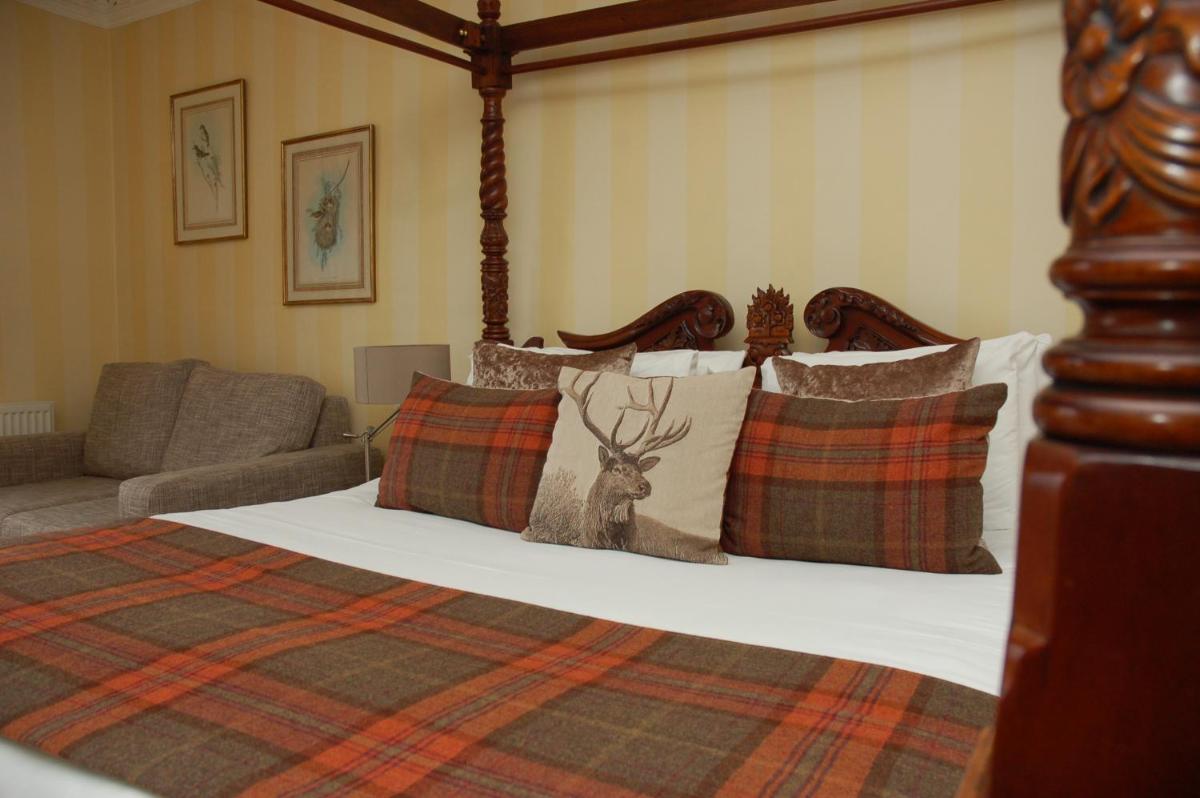 Boat Country Inn and Restaurant