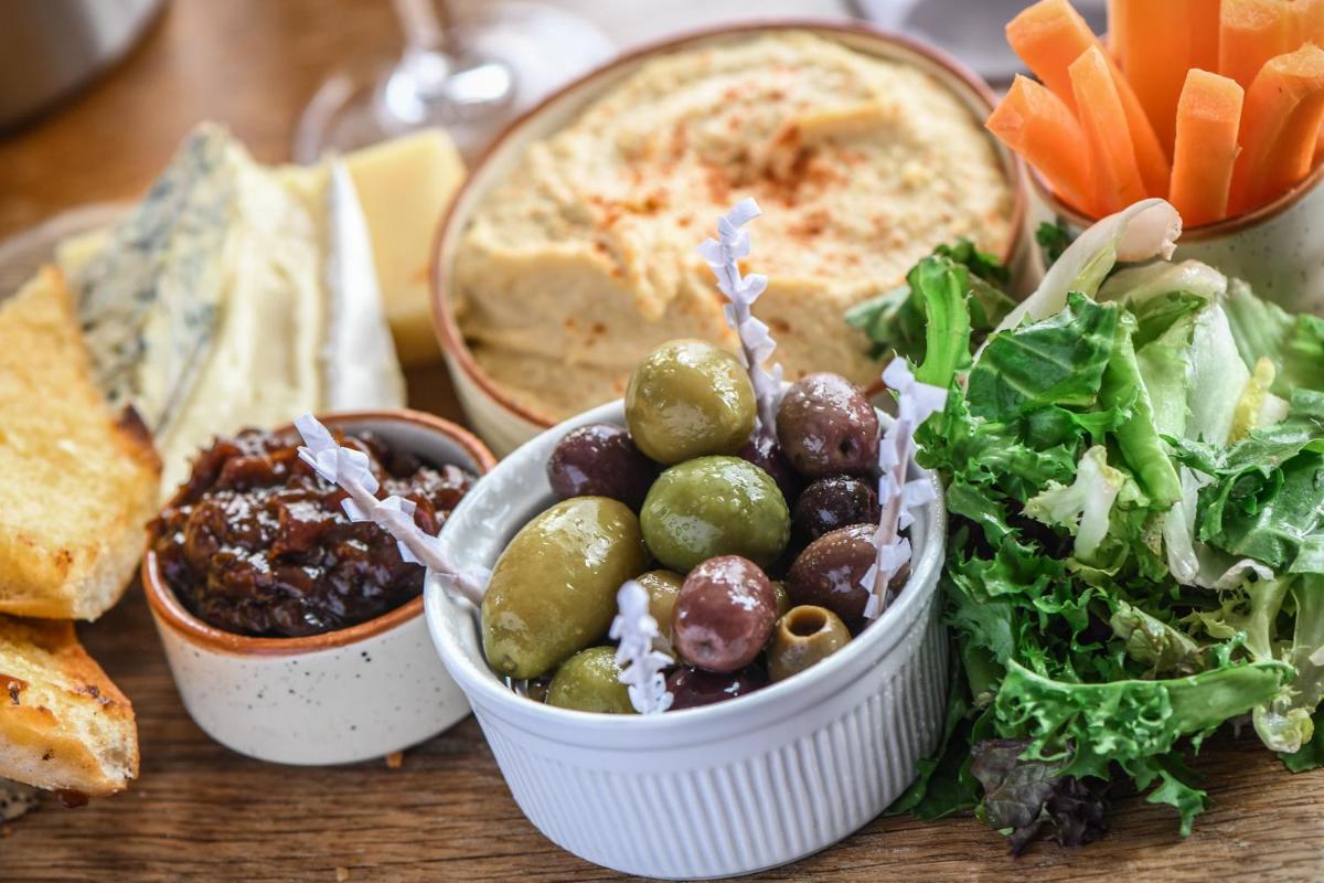 Boat Country Inn and Restaurant