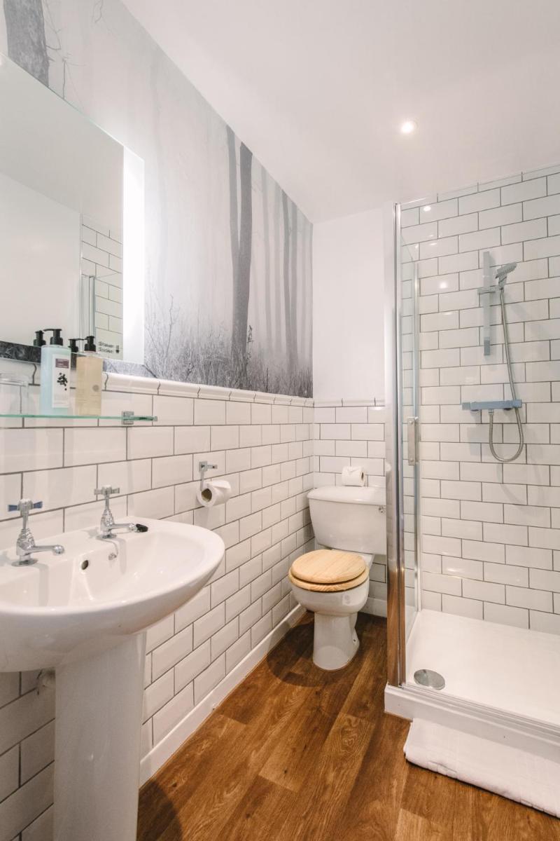 Boat Country Inn and Restaurant