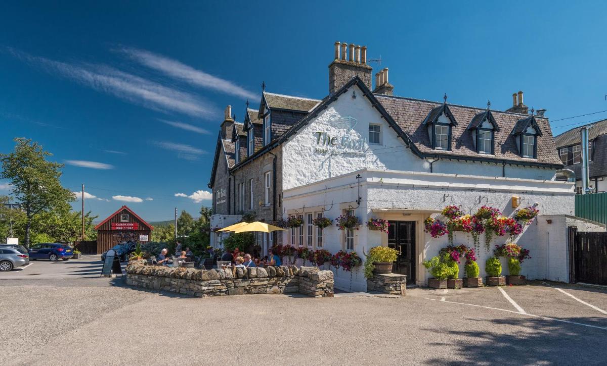 Boat Country Inn and Restaurant