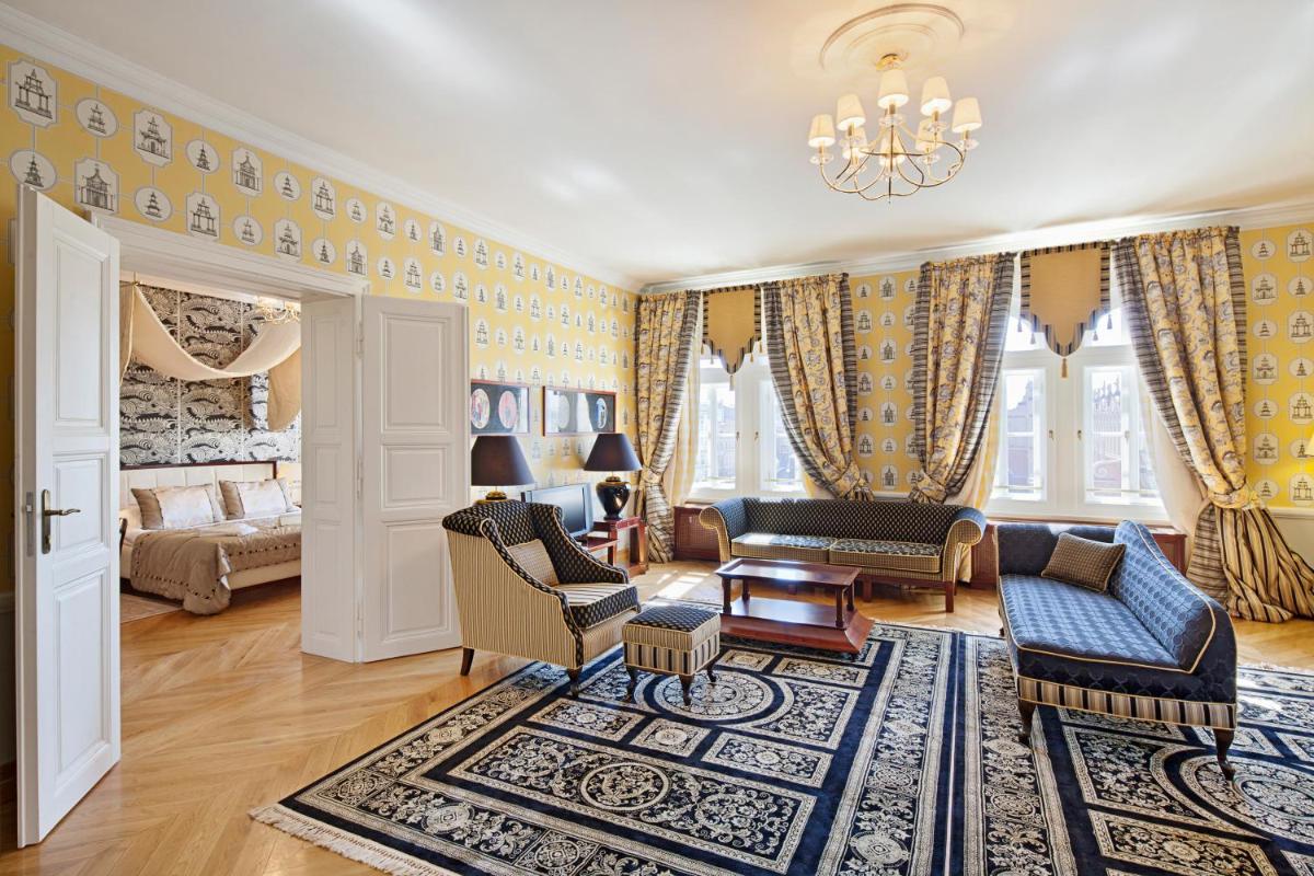 The Bonerowski Palace Boutique Hotel