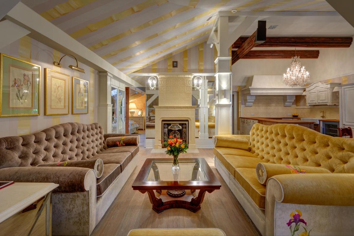 The Bonerowski Palace Boutique Hotel