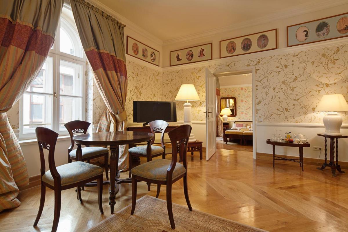 The Bonerowski Palace Boutique Hotel