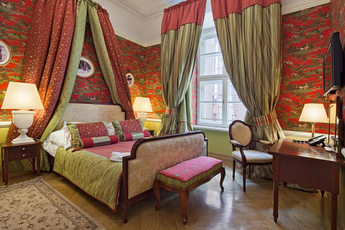 The Bonerowski Palace Boutique Hotel