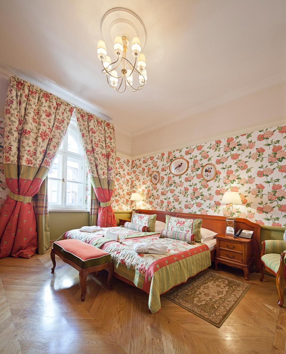 The Bonerowski Palace Boutique Hotel