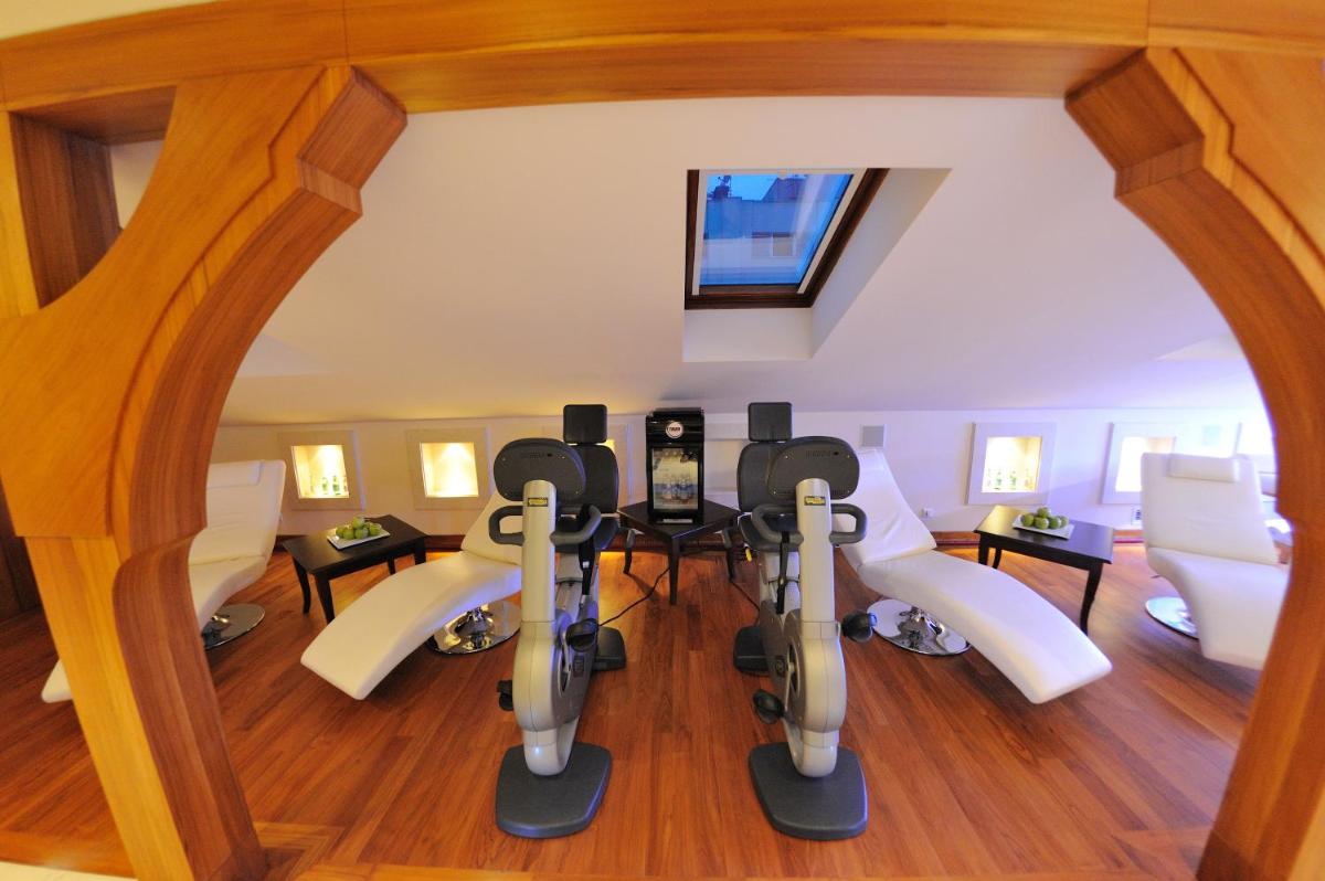 The Bonerowski Palace Boutique Hotel