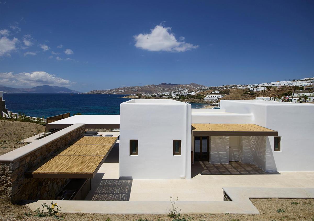 Bonzoe Suites & Villas