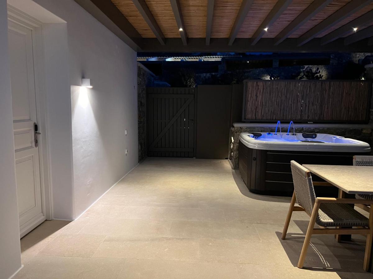 Bonzoe Suites & Villas