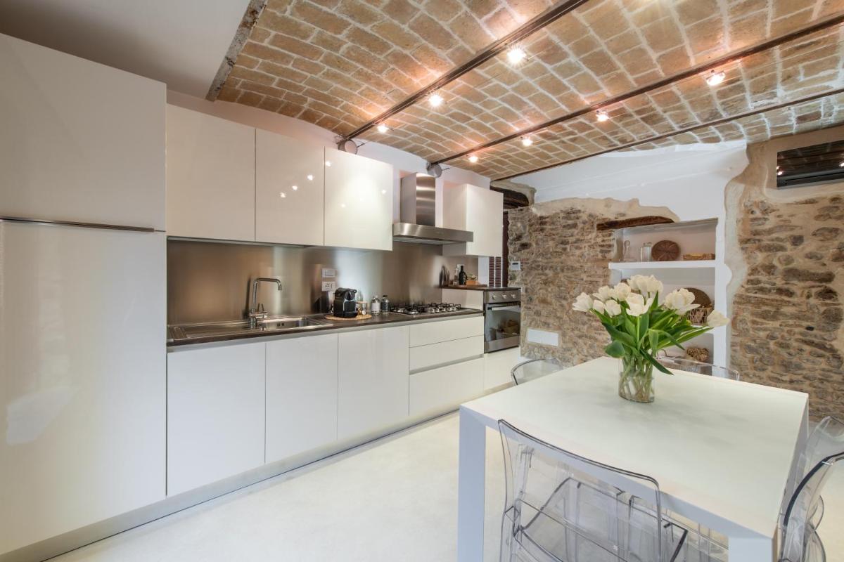 Borgo Baccile by Vini Fantini