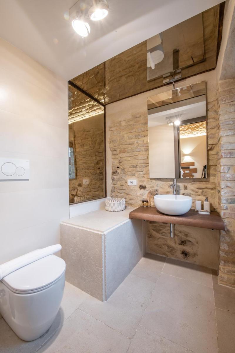 Borgo Baccile by Vini Fantini