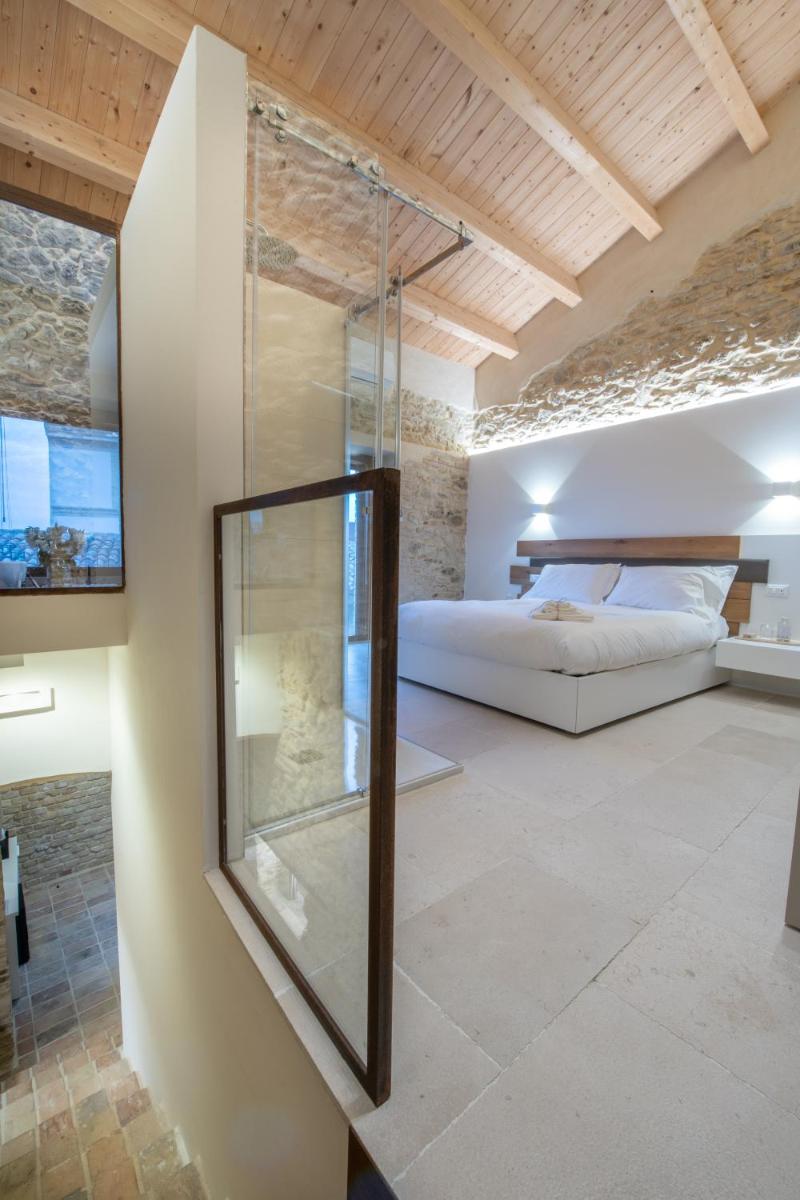 Borgo Baccile by Vini Fantini