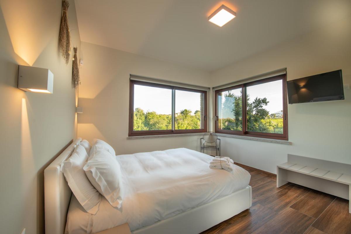 Borgo Baccile by Vini Fantini