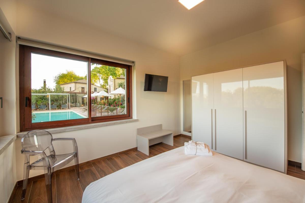 Borgo Baccile by Vini Fantini