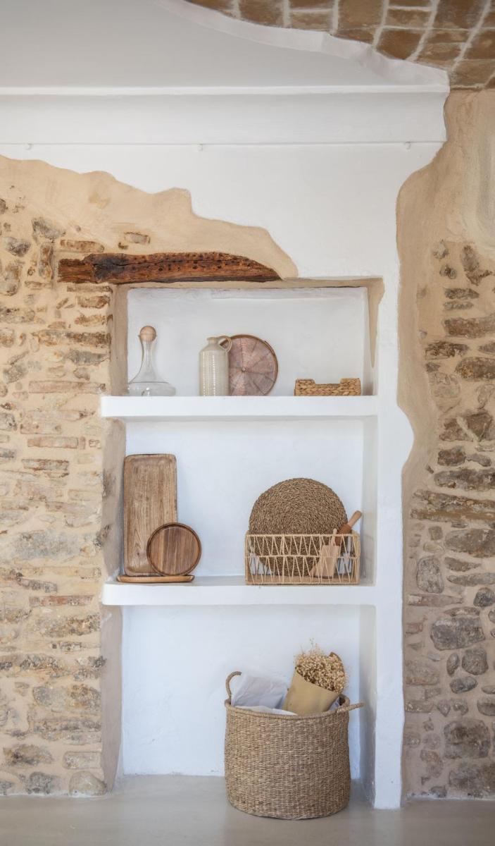 Borgo Baccile by Vini Fantini