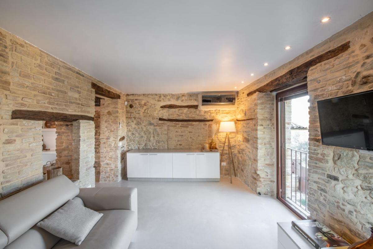 Borgo Baccile by Vini Fantini