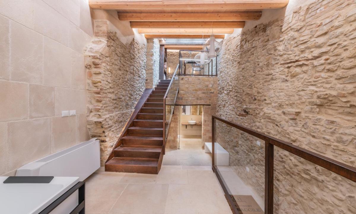 Borgo Baccile by Vini Fantini