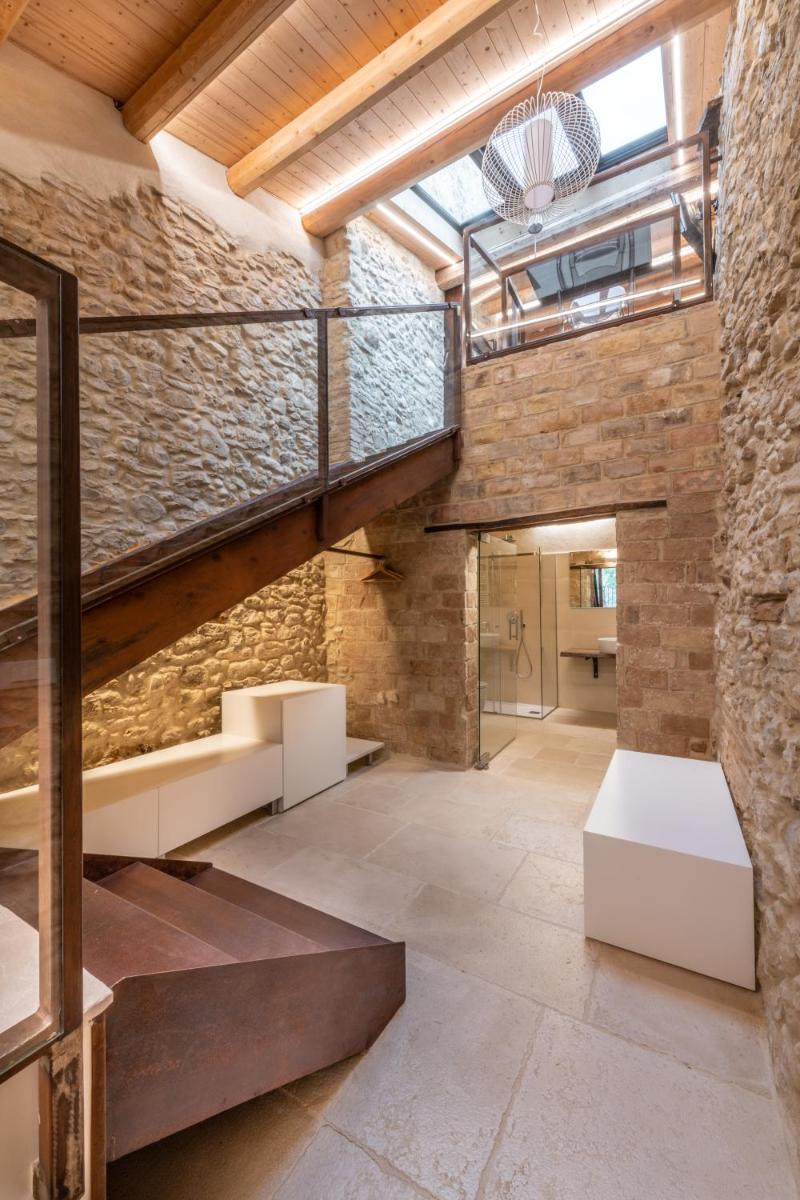 Borgo Baccile by Vini Fantini