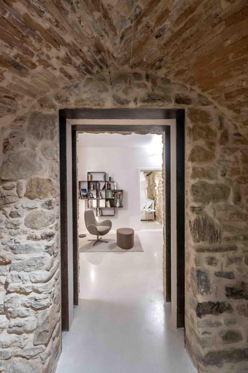 Borgo Baccile by Vini Fantini