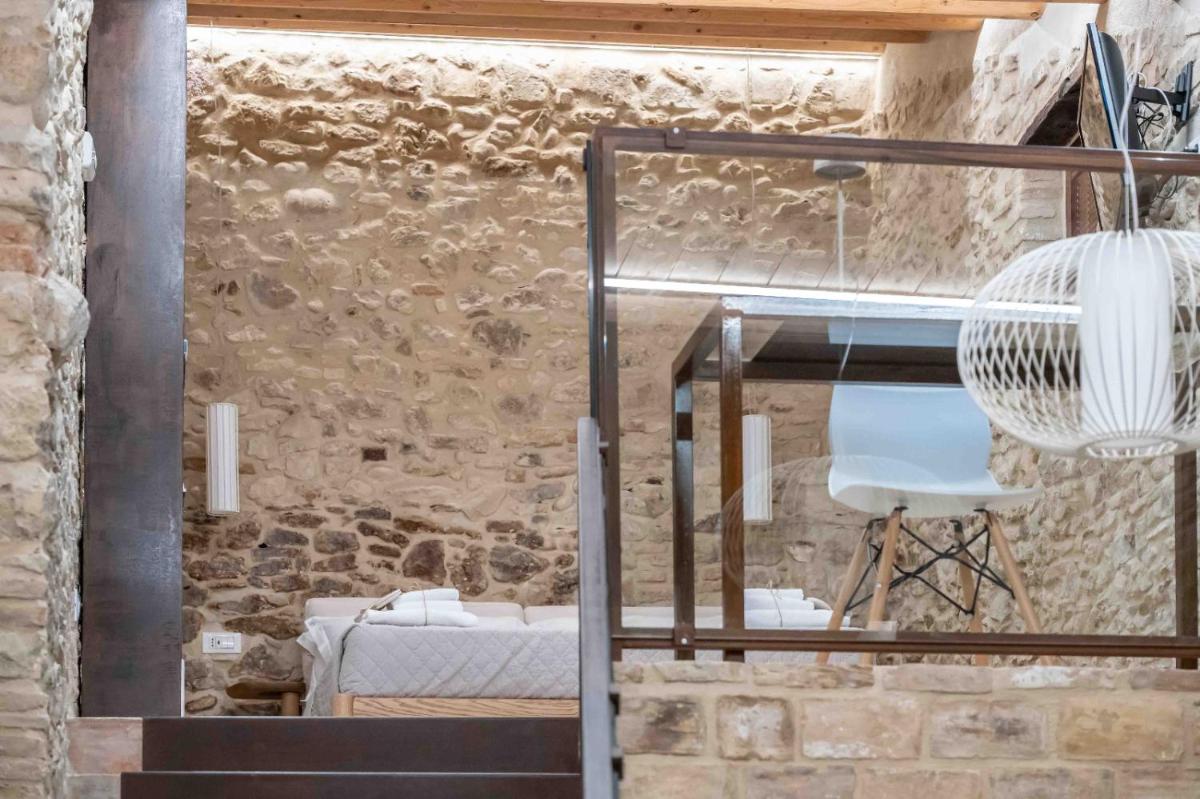 Borgo Baccile by Vini Fantini