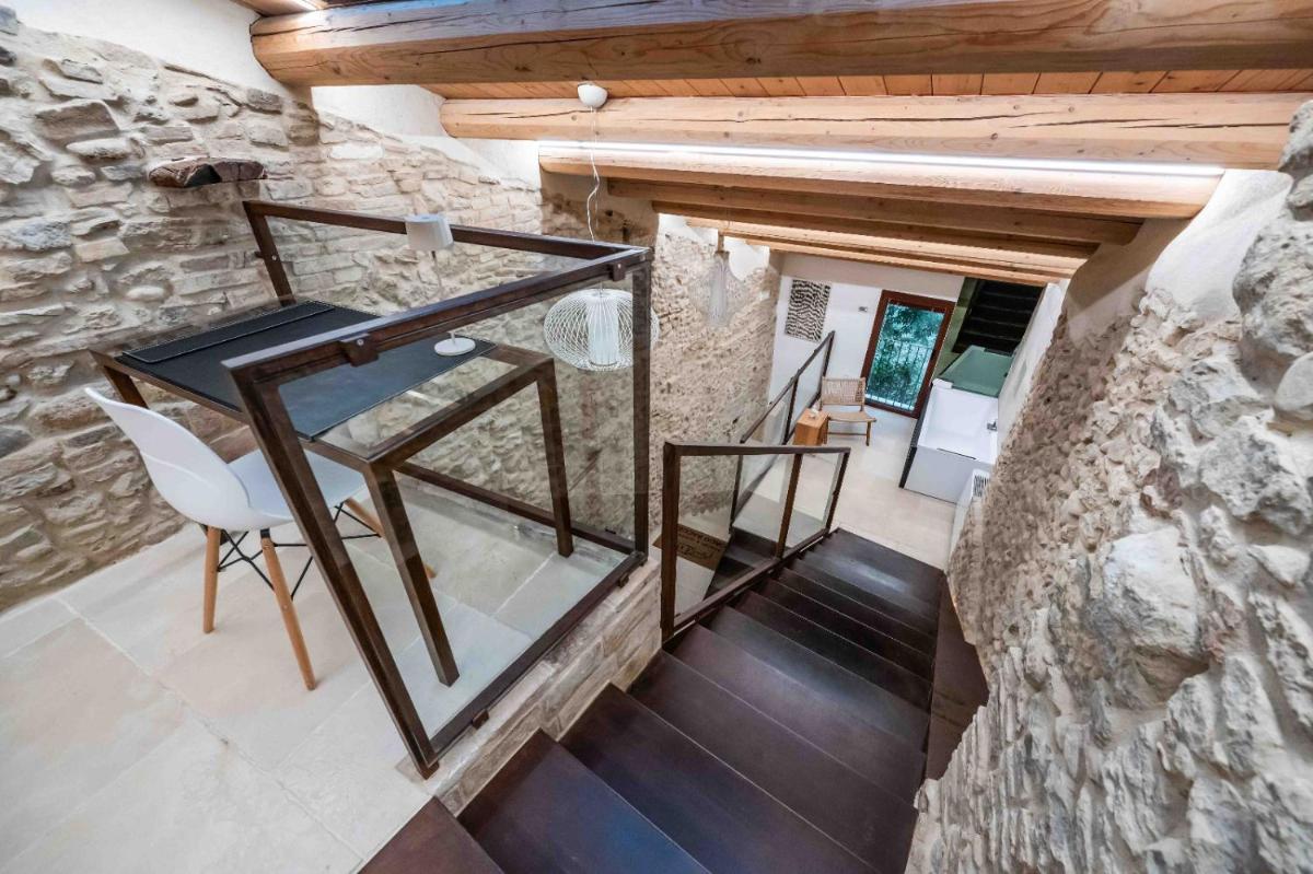 Borgo Baccile by Vini Fantini