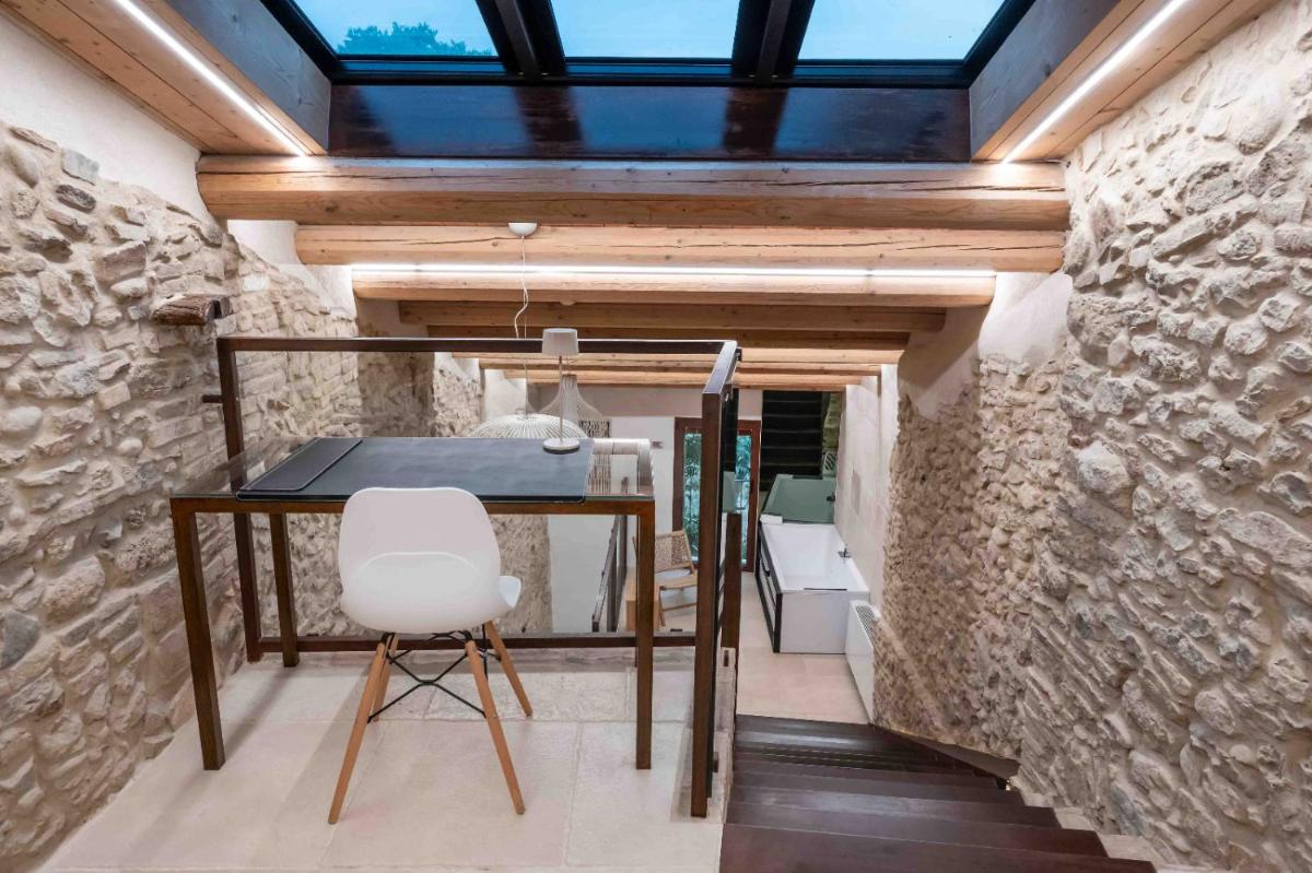 Borgo Baccile by Vini Fantini