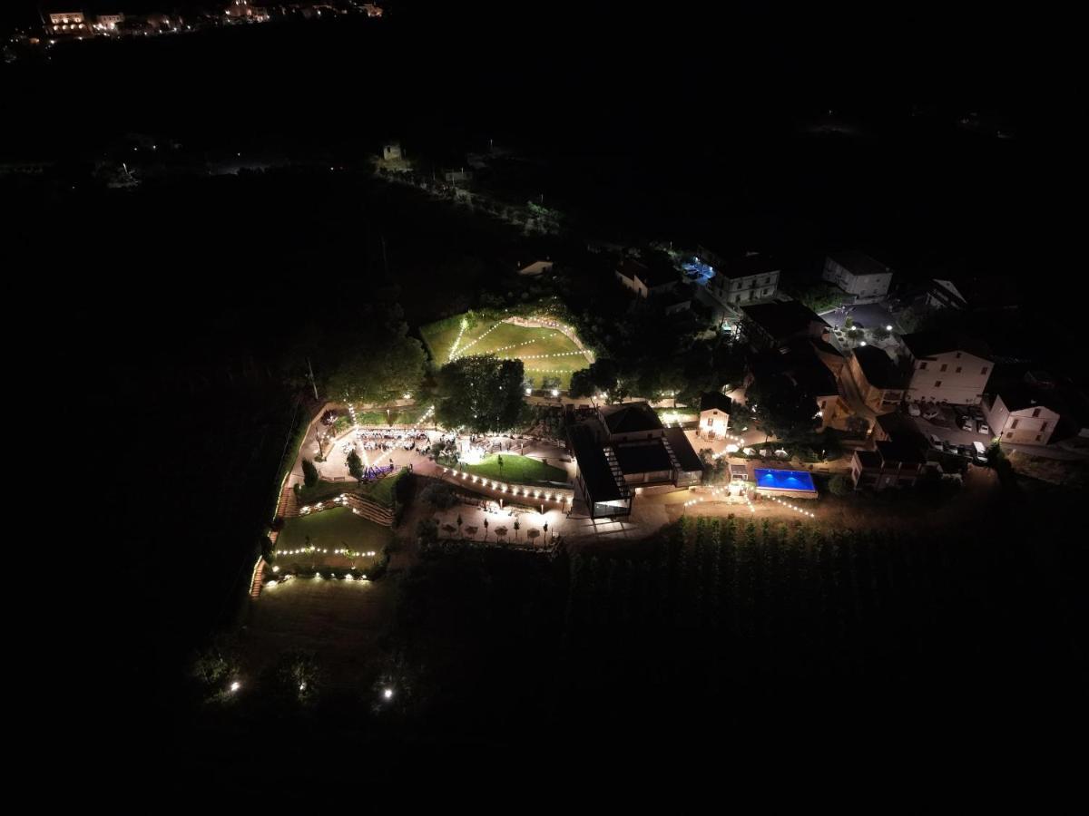 Borgo Baccile by Vini Fantini
