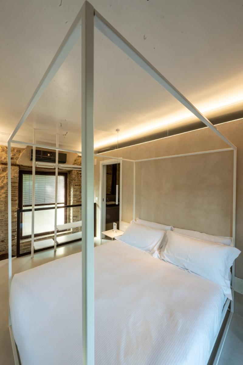 Borgo Baccile by Vini Fantini