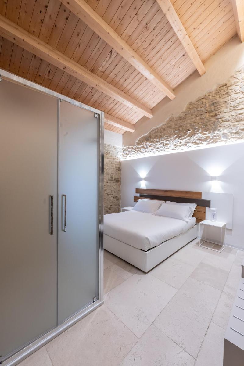 Borgo Baccile by Vini Fantini