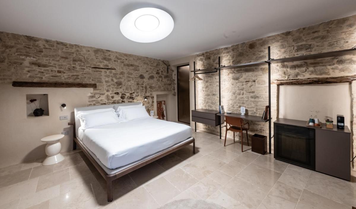 Borgo Baccile by Vini Fantini