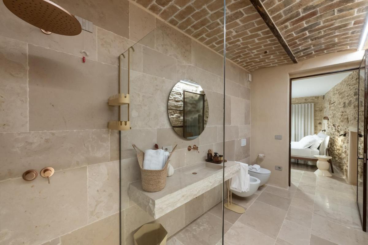 Borgo Baccile by Vini Fantini