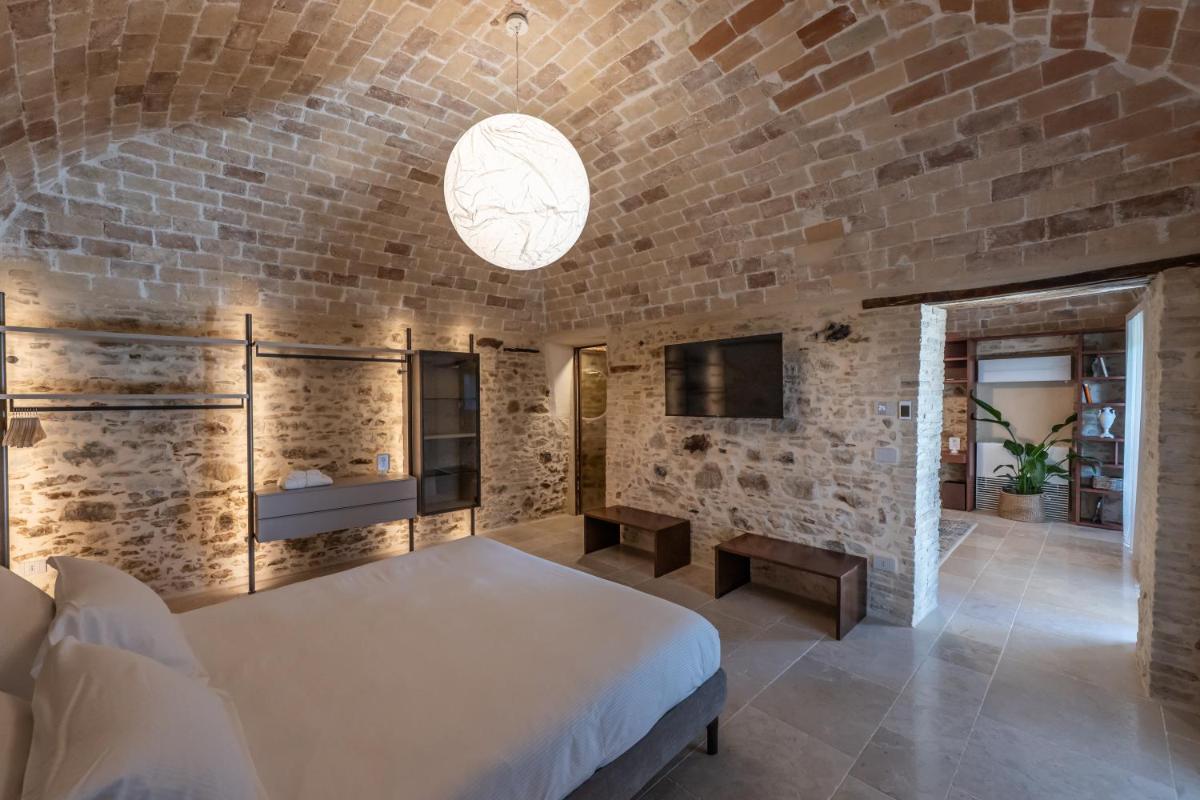 Borgo Baccile by Vini Fantini