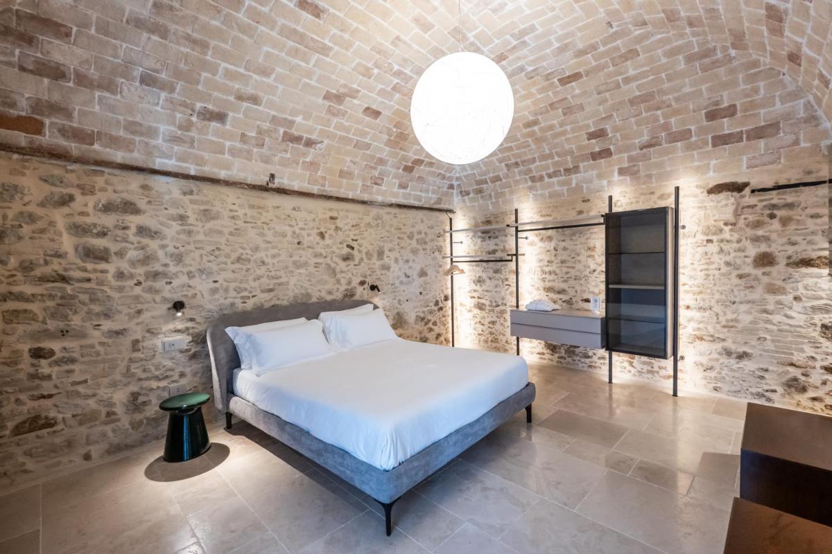 Borgo Baccile by Vini Fantini