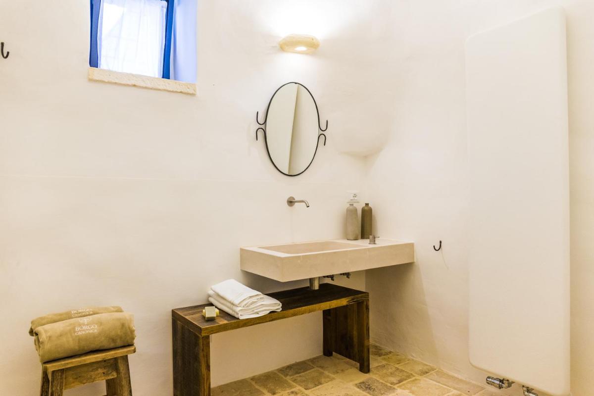 Borgo Canonica