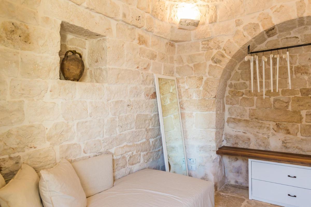 Borgo Canonica